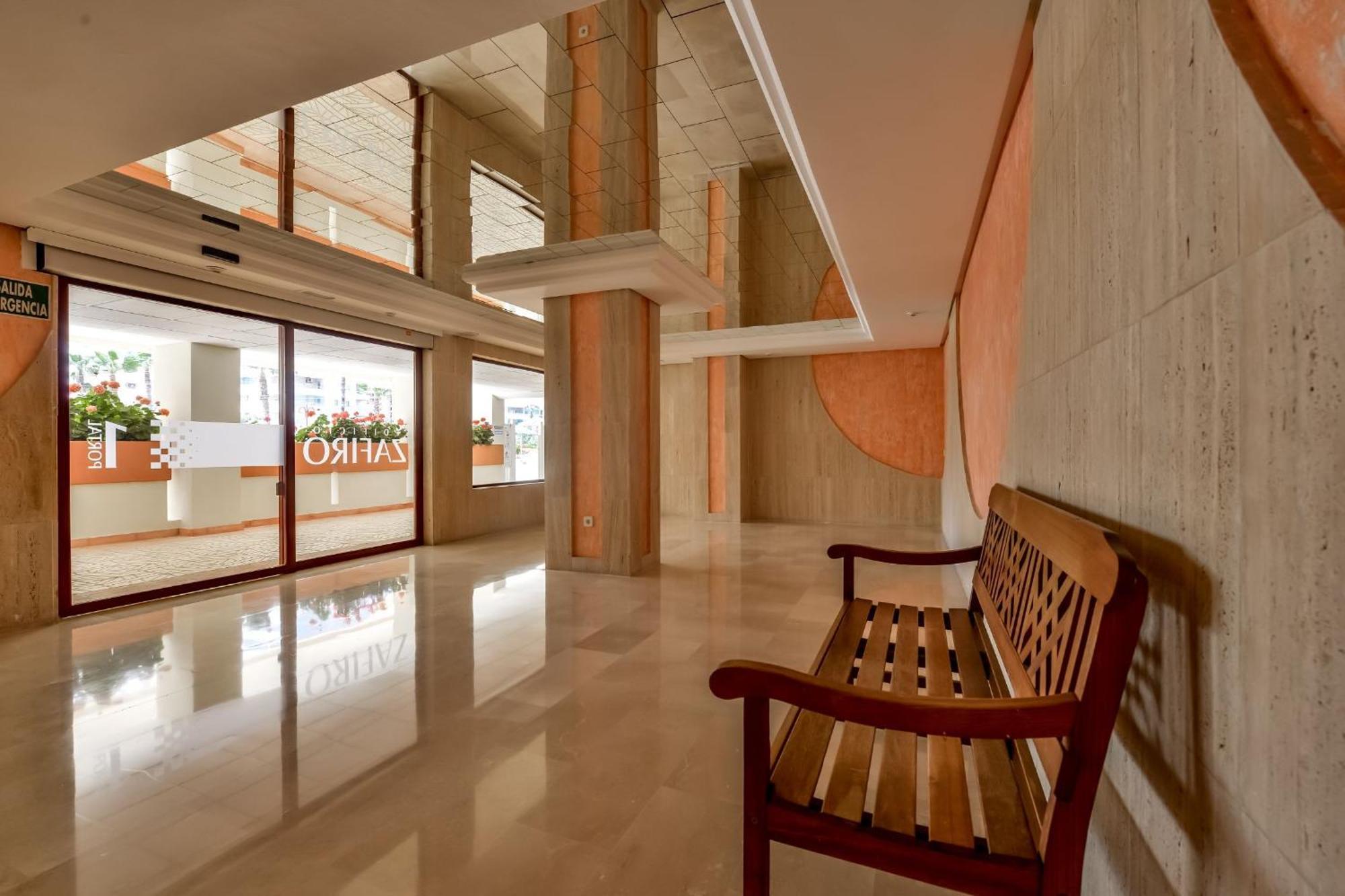 Apartamentos Zafiro Atico Calpe Buitenkant foto